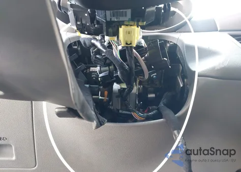 2013 Hyundai Elantra Gls z USA, uszkodzony, nr VIN 5NPDH4AE2DH447899